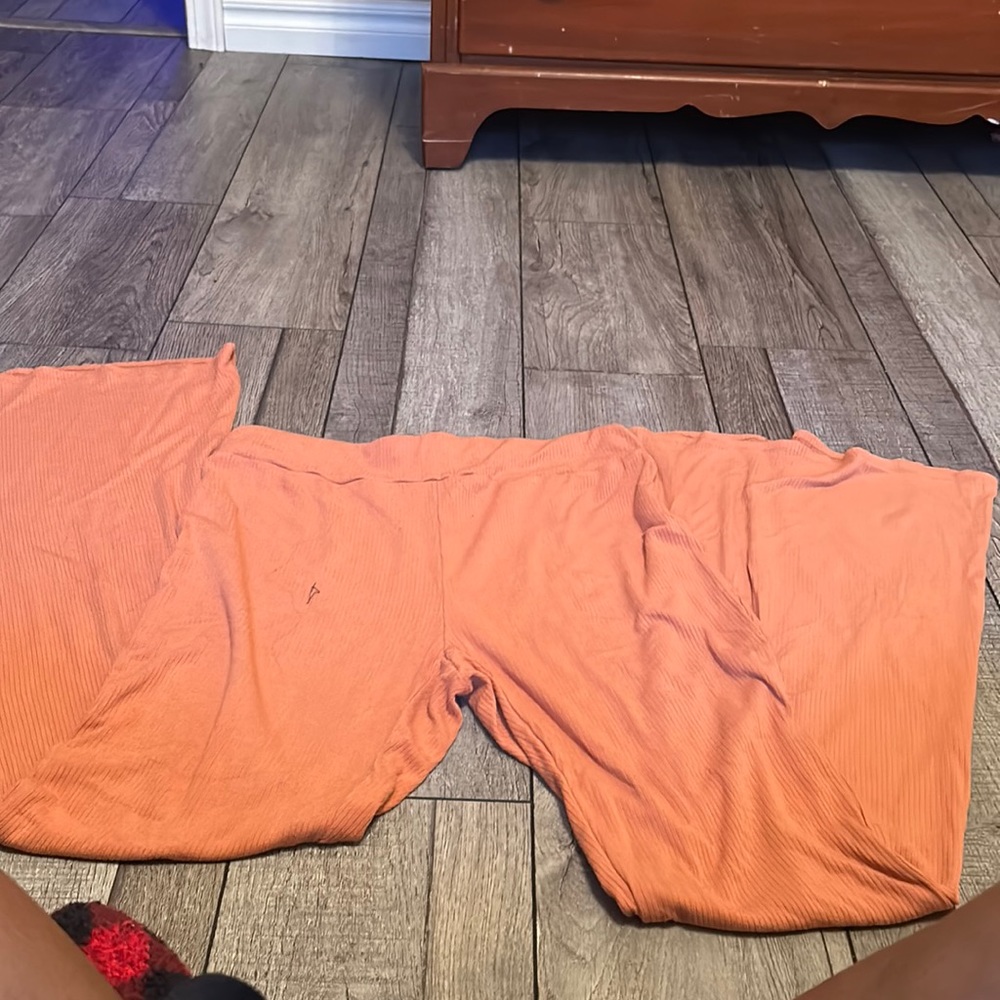 wide leg stretch pants